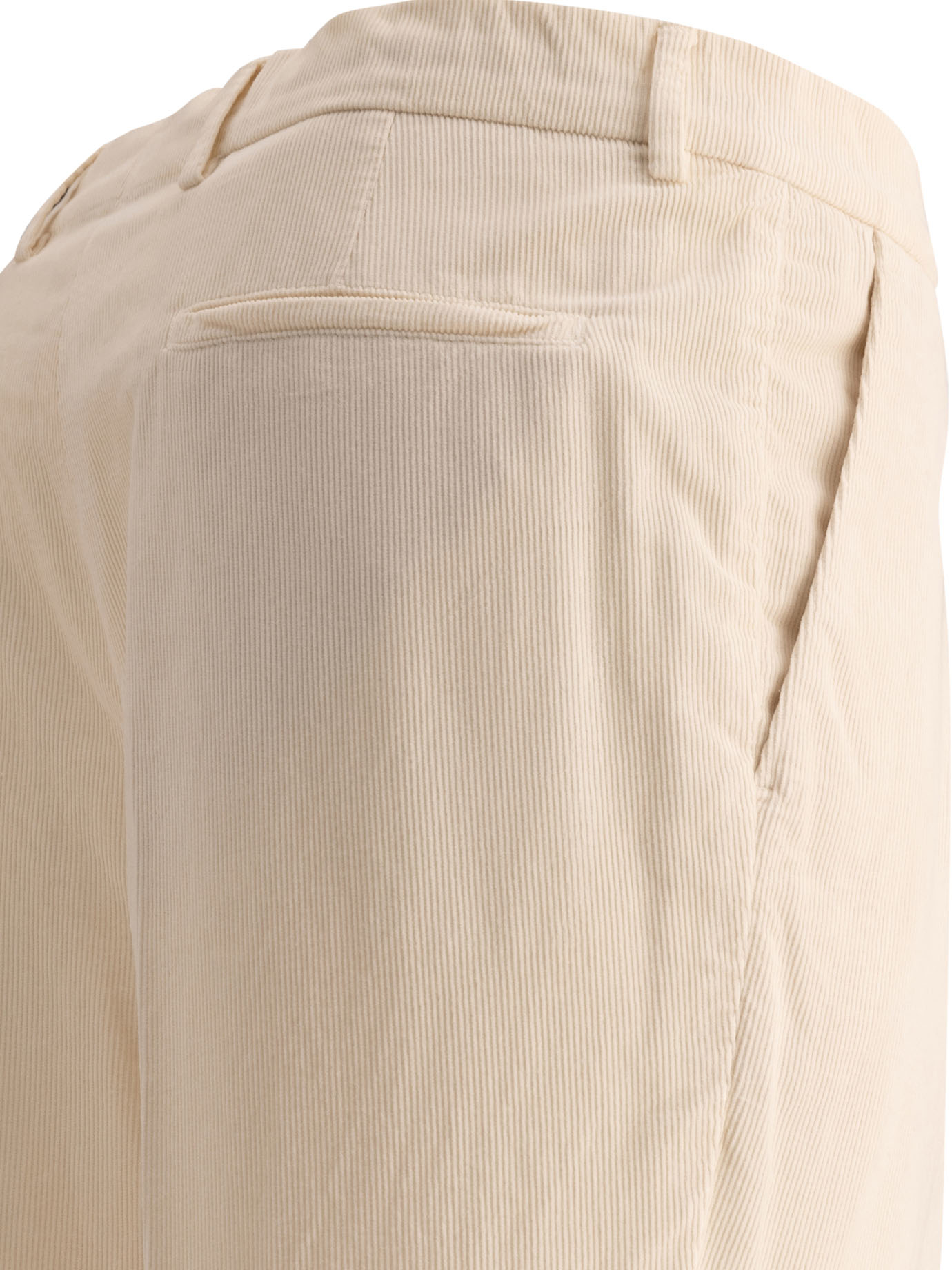 BRUNELLO CUCINELLI White Garment-dyed leisure fit trousers with pleats